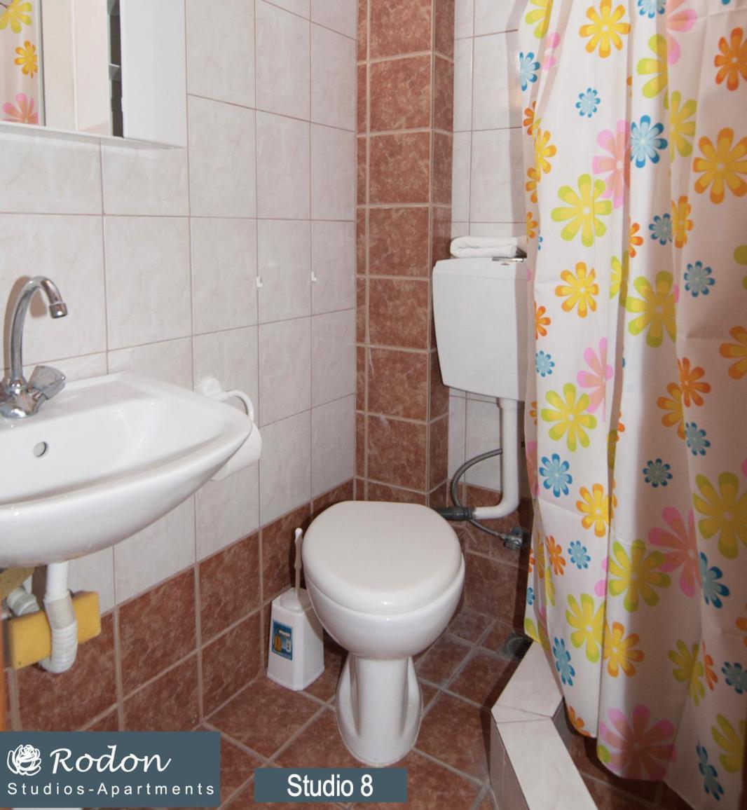 Rodon Apartments - S Avdimioti Nea Roda Ngoại thất bức ảnh