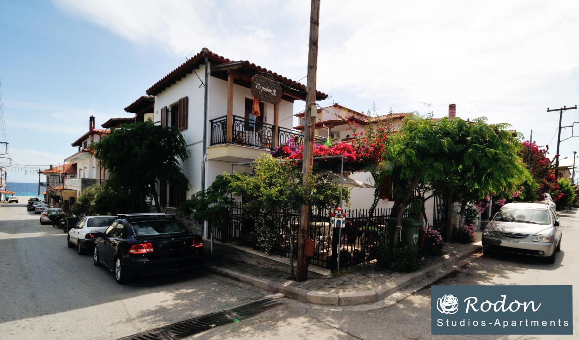 Rodon Apartments - S Avdimioti Nea Roda Ngoại thất bức ảnh