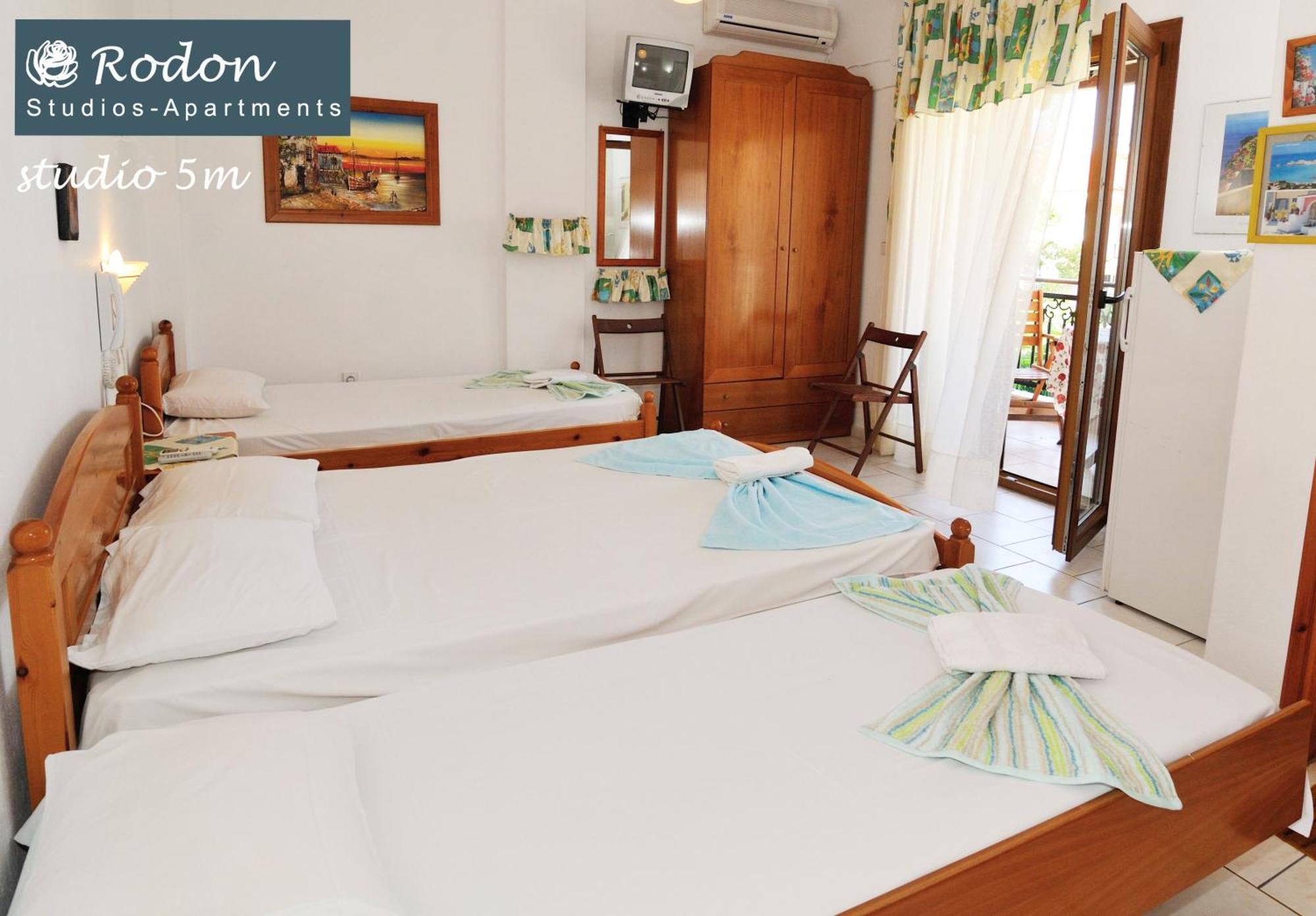 Rodon Apartments - S Avdimioti Nea Roda Ngoại thất bức ảnh