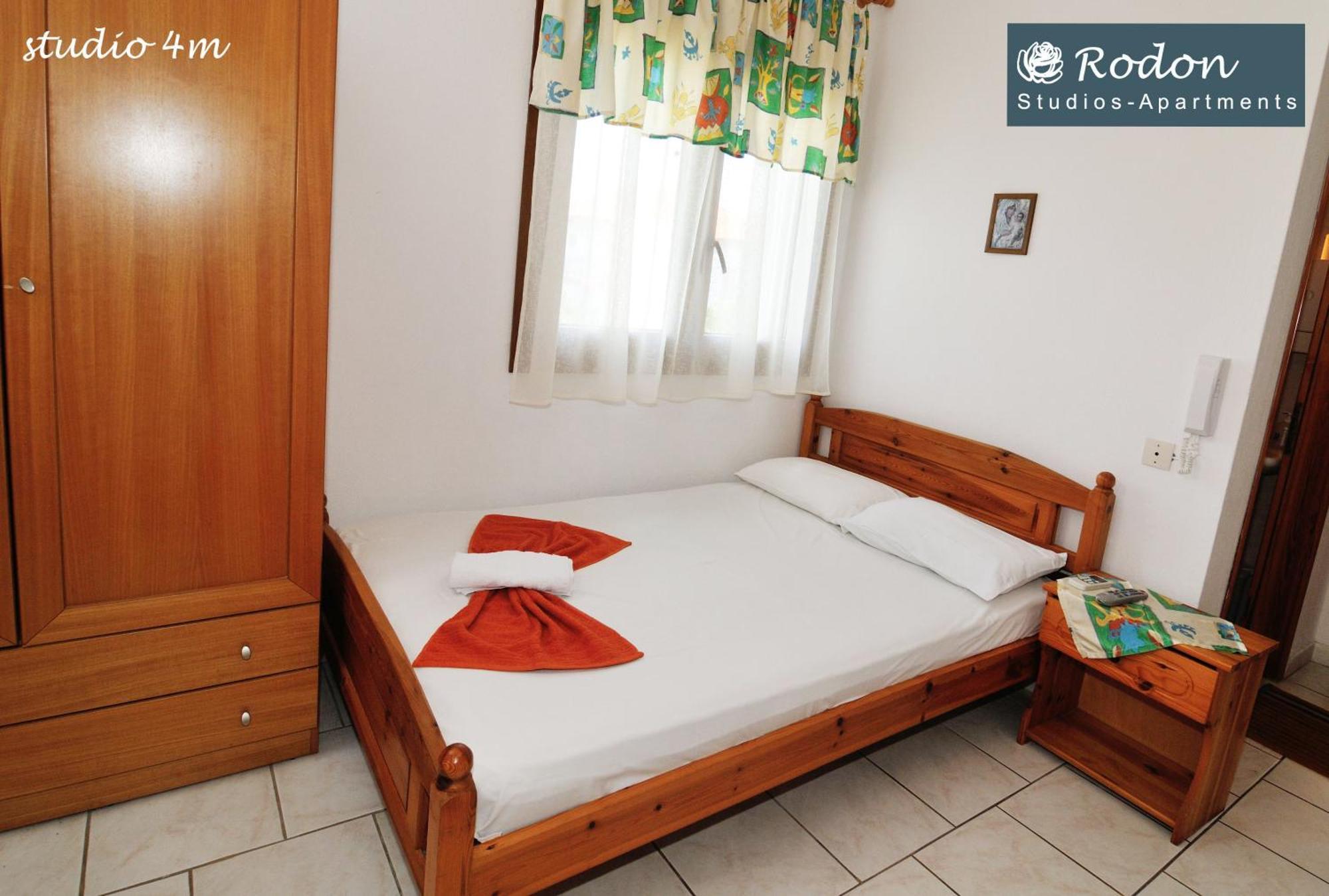 Rodon Apartments - S Avdimioti Nea Roda Ngoại thất bức ảnh